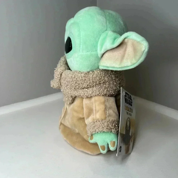 Star Wars The Mandalorian The Child Stuffie - Picture 5 of 8